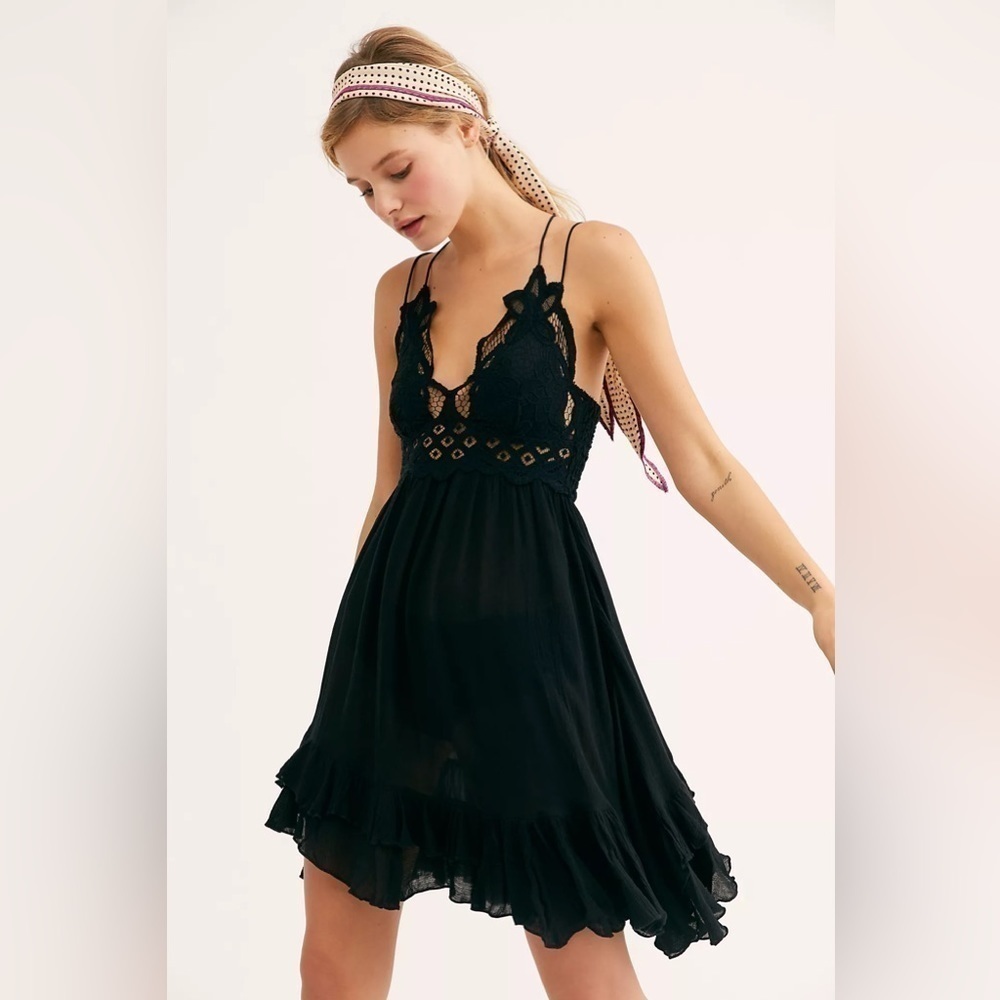 Free People Adella Black Slip Dress Size‎ Small Women